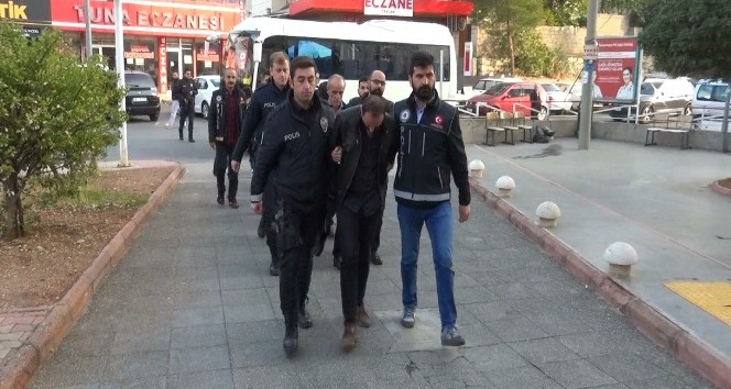 Kahramanmaraş ve Gaziantep’te uyuşturucu operasyonu: 8 gözaltı