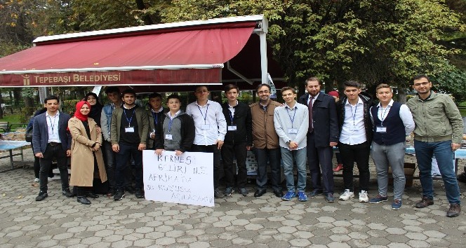 Öğrencilerden Afrika’da su kuyusu projesi için destek kermesi