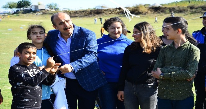 Çocuk Evleri Sitesi Sakinleri, Uçurtma Şenliğinde Eğlendi Adana