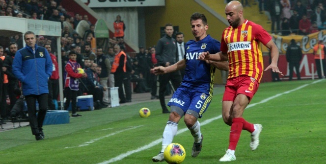 İM Kayserispor Fenerbahçe maçından kareler