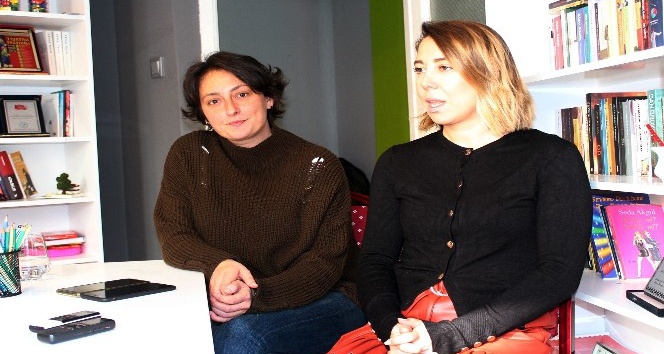 Gri Sanat, sanata renk katacak