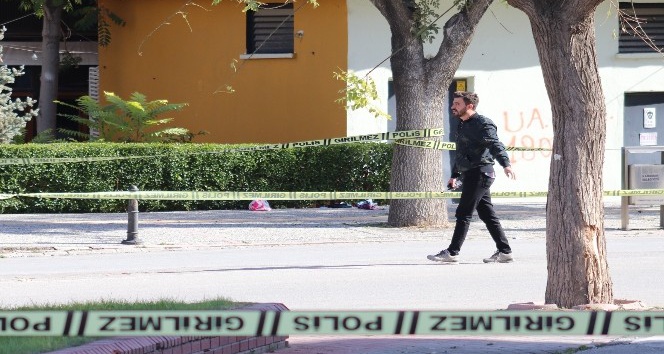 Karaman’da fünye ile parlatılan şüpheli poşetten kıyafet ve oyuncak ayı çıktı