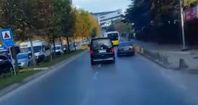 Minibüsle kaçırılan kızı yolcu dolu özel halk otobüsüyle kurtarma operasyonu kamerada