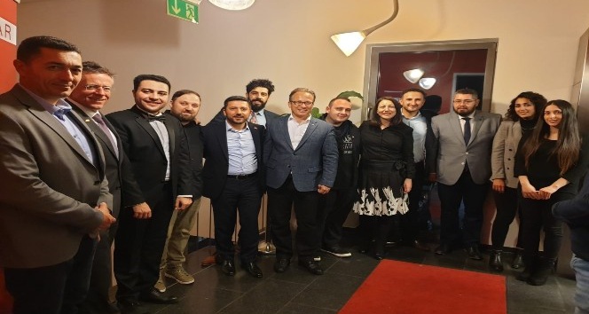 Belediye Başkanı Arı, Neuss’ta Türk-Alman dostluk gecesine katıldı
