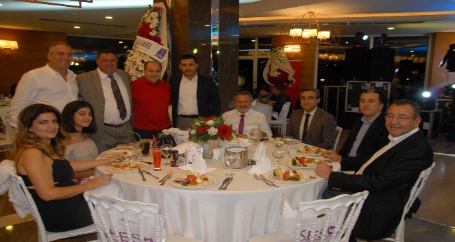 Ömer Günel, Kuşadalı kuaförleri yalnız bırakmadı