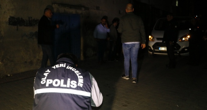 Adana'da komşu kavgası kanlı bitti: 1 ağır yaralı