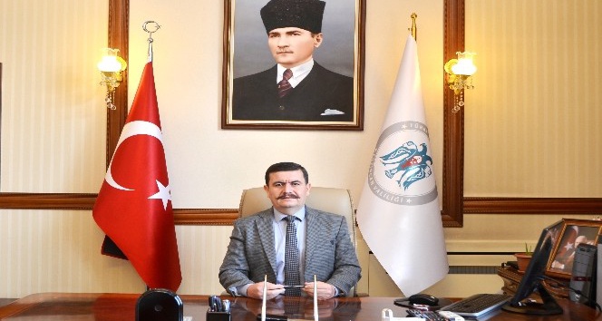 Vali Arslantaş: “Mustafa Kemal Atatürk’ü, ebediyete intikalinin 81. yıl dönümünde sevgi, saygı ve minnetle anıyoruz”