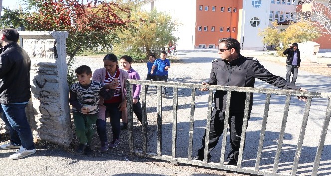 Aksaray’da okul müdürü açığa alındı, müfettişler incelemelerini sürdürüyor