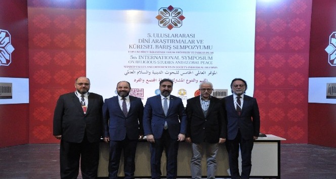 Uluslararası Dini Araştırmalar ve Küresel Barış Sempozyumunun sonuç bildirgesi açıklandı