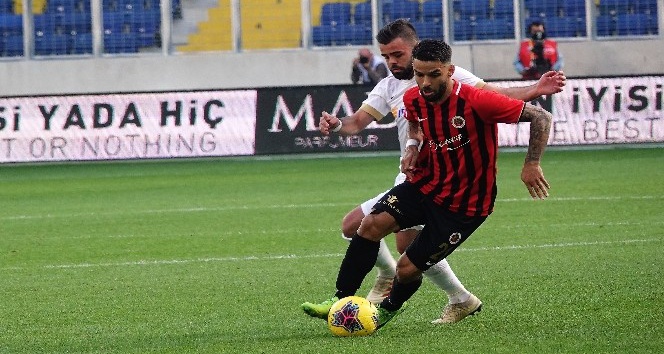 Süper Lig: Gençlerbirliği: 1  - İstikbal Mobilya Kayserispor: 0 (İlk yarı)