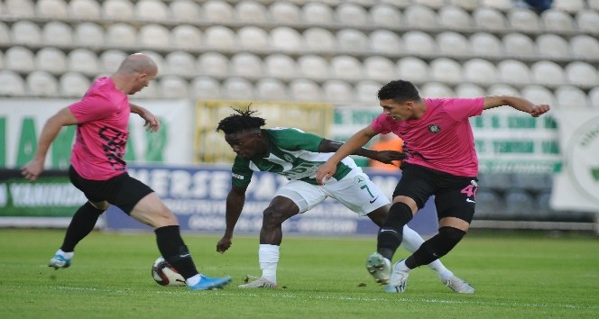 TFF 1. Lig: Giresunspor: 0 - Osmanlıspor: 1 (İlk yarı sonucu)