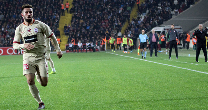 Ömer Bayram bu sezon ilk golünü attı