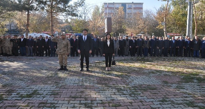 Bulanık’ta Atatürk’ü anma töreni