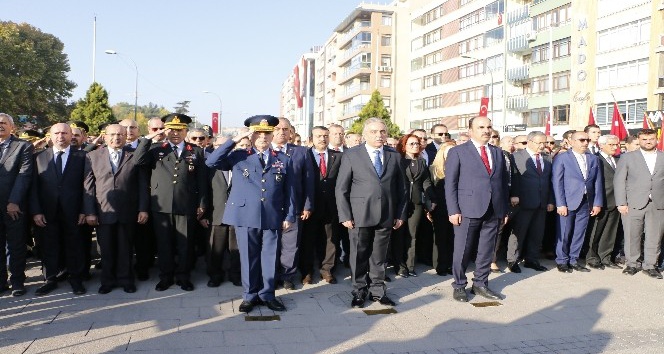 Konya’da ebediyete intikalinin 81. yıl dönümünde Atatürk törenle anıldı