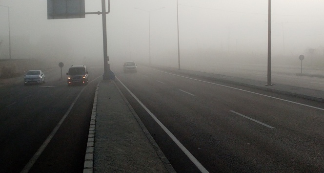 İstanbul-Çanakkale yolunda yoğun sis!