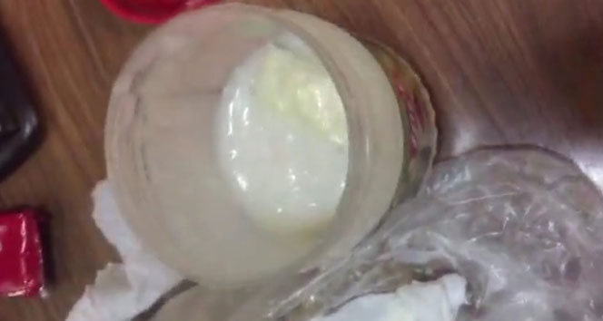 Bebek mamasının içerisine gizlenen kokain ele geçirildi