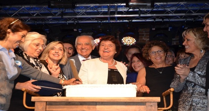 Mavibahçe AVM açılışının 4. yılını kutladı