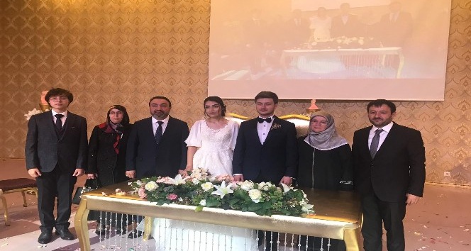 AK Parti Isparta İl Başkanı Zabun, Avukat oğlunu evlendirdi