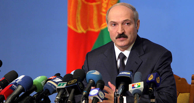 Lukaşenko seçimlerin ardından Rusya&#039;ya rest çekti