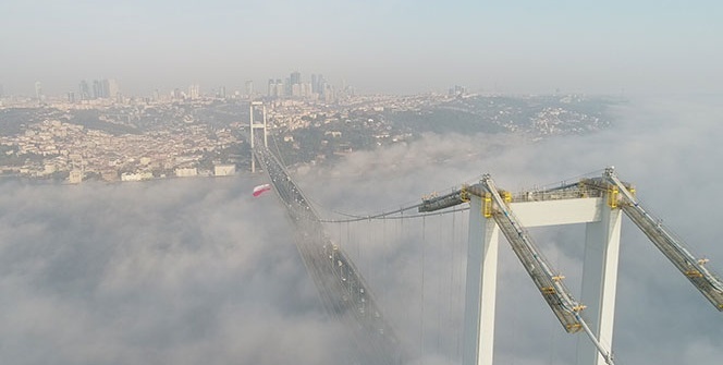 Sise teslim olan İstanbul’da masalsı görüntüler