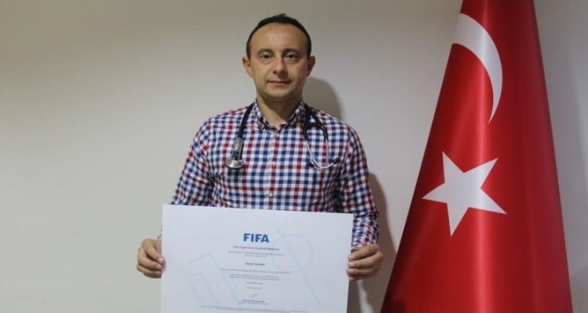 ADÜ Öğretim Üyesi FİFA’nın resmi futbol doktoru oldu