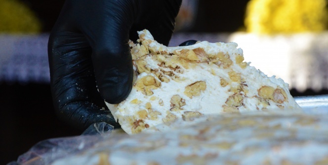 Yiyen kışın üşümüyor! Yapımı 3 gün sürüyor