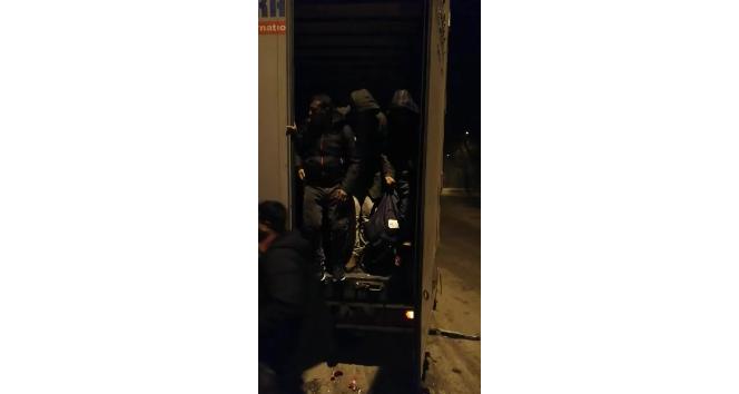 Tırda 116 kaçak göçmen yakalandı