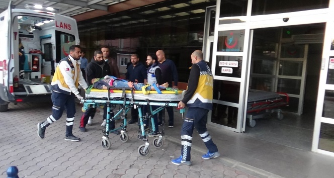 YPG/PKK&#039;lı teröristlerin roketli saldırısında yaralananlar Kilis’e getiriliyor