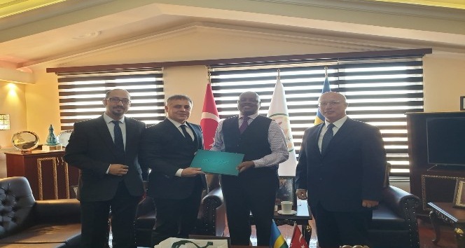 Mersin GİAD üyeleri Ruanda Büyükelçisini ziyaret etti