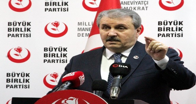 BBP Genel Başkanı Destici: &quot;Sineyi millet sizi kabul eder mi, siz dönseniz dönseniz sineyi PKK’ya dönersiniz&quot;