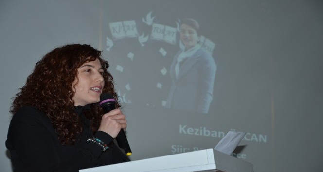 Öğretmenler şiir okudu