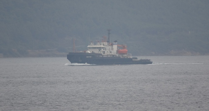 Rus askeri gemisi Çanakkale Boğazı&#039;ndan geçti!