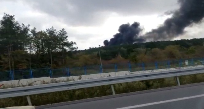 Çekmeköy’de askeri alanda çıkan orman yangını kontrol altına alındı