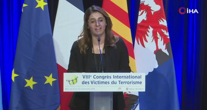 Fransa’daki Terör Mağdurları Kongresi’nde gözyaşı hakim oldu