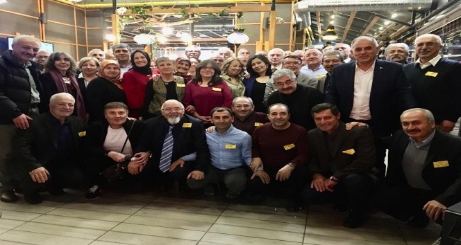 Lise arkadaşları 41 yıl sonra buluştu