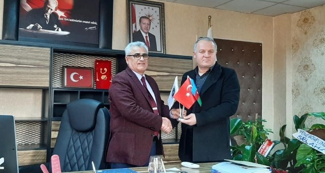Başkan Gülbey, Sağlık Müdürü Erez’i ziyaret etti