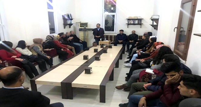 Kilis’de kıraathane söyleşileri