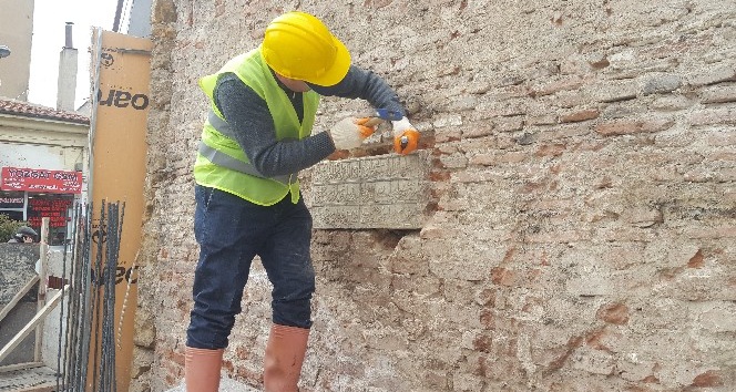 Duvardan tarih çıktı