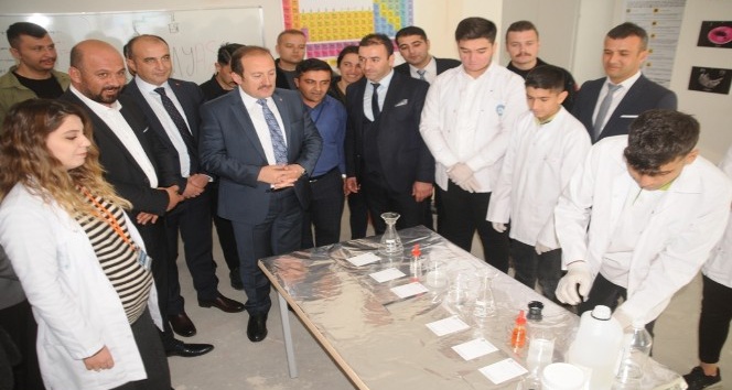 Vali Pehlivan’dan Özel Cizre Bilim Teknik Koleji’ne ziyaret