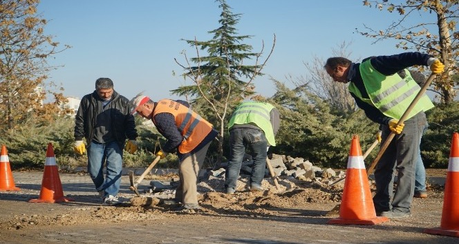 Nevşehir Belediyesi ekipleri Kıratlıoğlu mahallesinde