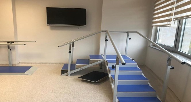 Ayancık’ta Fizik Tedavi Ünitesi açıldı