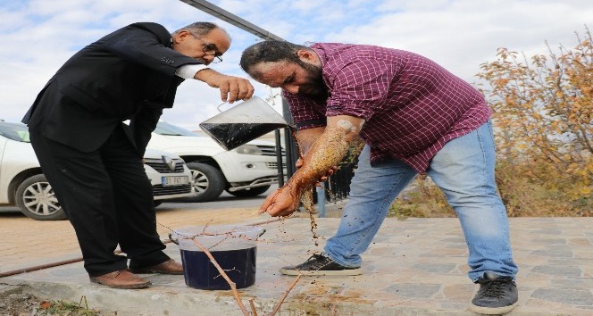 Sedef hastası Murat’ın bitkisel tedavi umudu