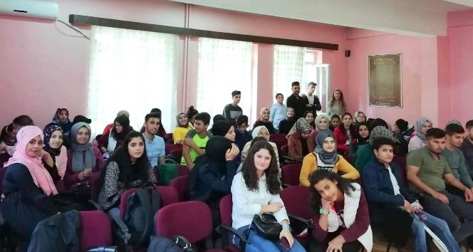 Üniversitede “Emanet çocuklarımıza” tanıtım etkinliği