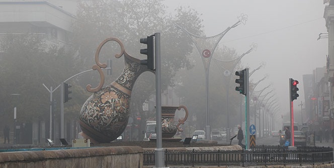 Erzincan'ı sis kapladı