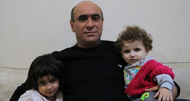 Rahibe kılığında 2 çocuğuyla Esad&#039;ın askerlerinden kaçtı