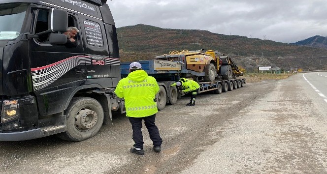 Artvin’de kış lastiği denetimleri