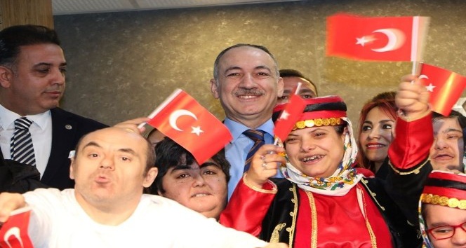 Başkan Saygılı: "Engelli kardeşlerimizin yanındayız"