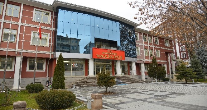 Vali Akın, "Halk Toplantısı"nda Kırşehirlileri dinledi