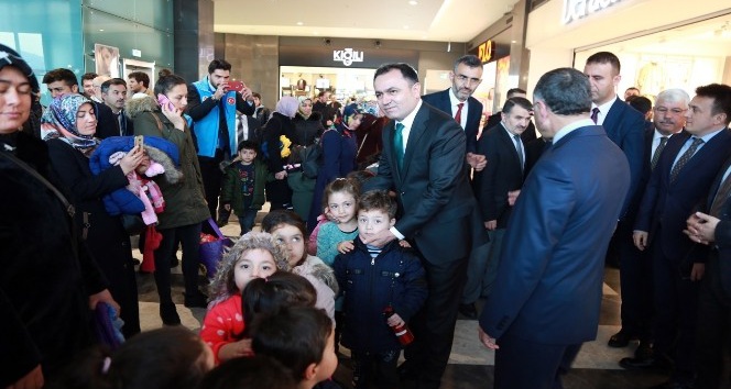 Yozgat’ta "Uluslararası Çizgilerle Yemen" sergisi açıldı