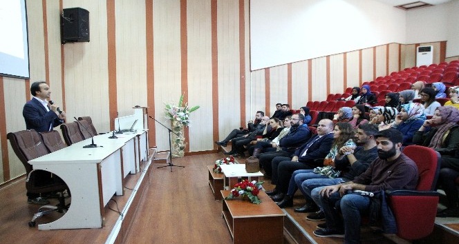 “Özel Gereksinimli Bireyleri Ne Kadar Tanıyoruz" Konferansı